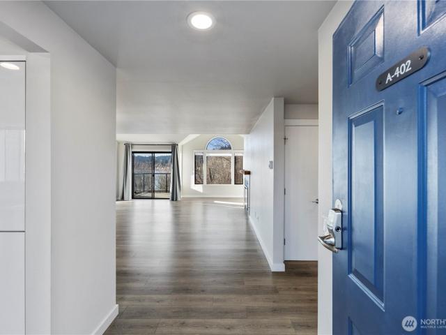 Condo for sale in Kenmore, Washington