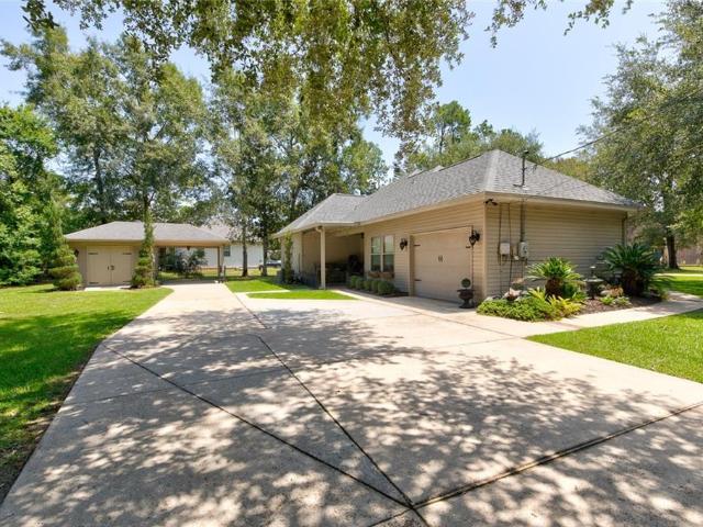 House for sale in Lacombe, Louisiana