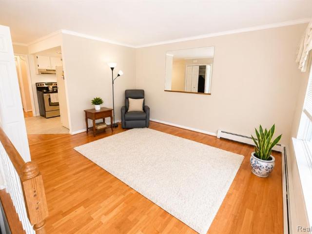 Condo for sale in South Lyon, Michigan