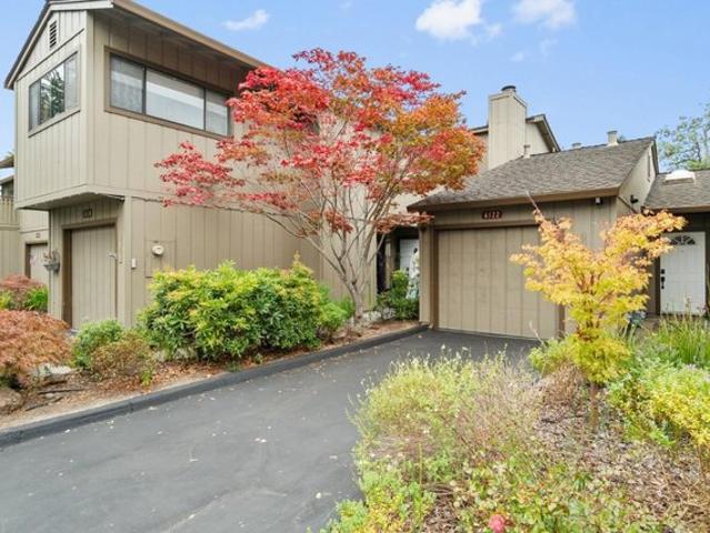 Townhouse for sale