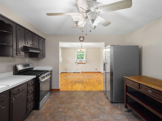 House for sale in Twin Pines, Goshen