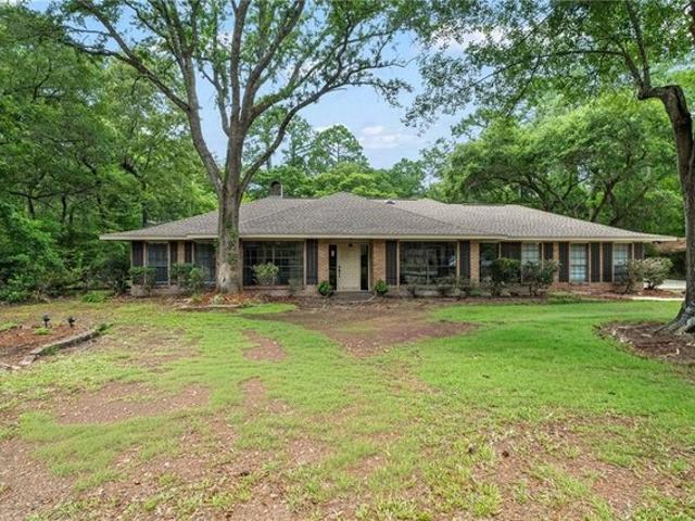 House for sale in Lacombe, Louisiana