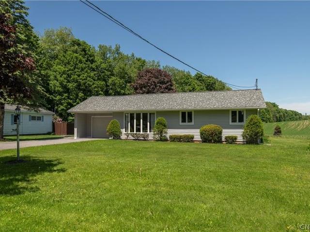 House for sale in Oneida, New York