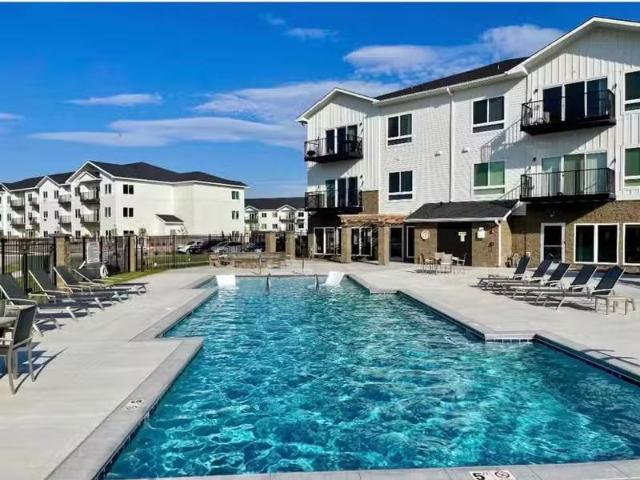 Condo for rent in Elkhorn