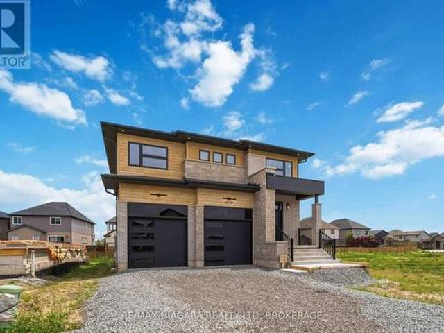 House for sale in Niagara, Ontario