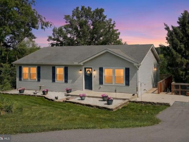 House for sale in Spring Grove, Pennsylvania