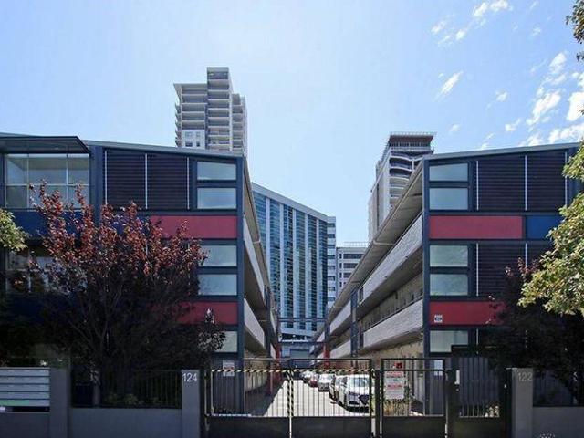Apartment for rent in Cockburn, Western Australia