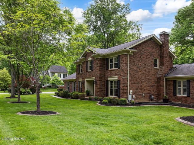 House for sale in Prospect, Kentucky
