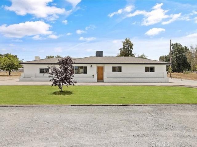 House for sale in Laton, California