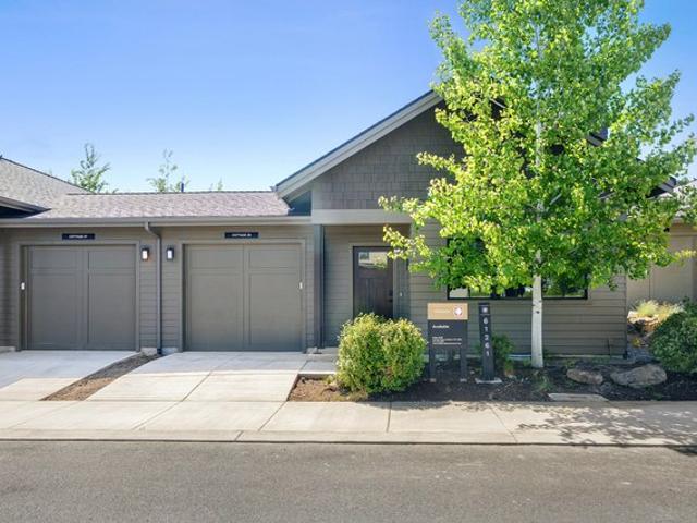 Townhouse for sale in Oregonia