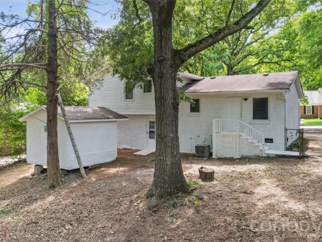 House for sale in Mecklenburg, North Carolina