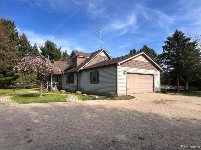 House for sale in Gregory, Michigan