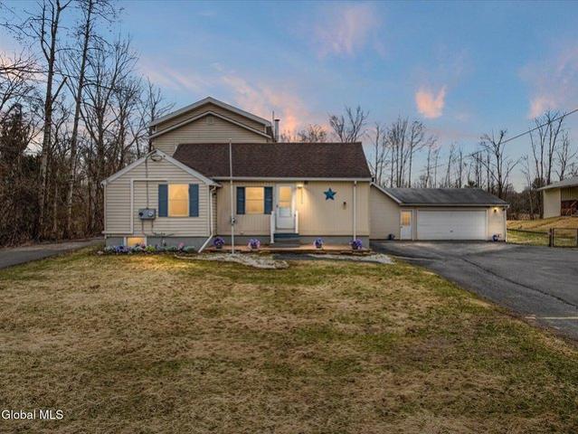 House for sale in Oneida, New York