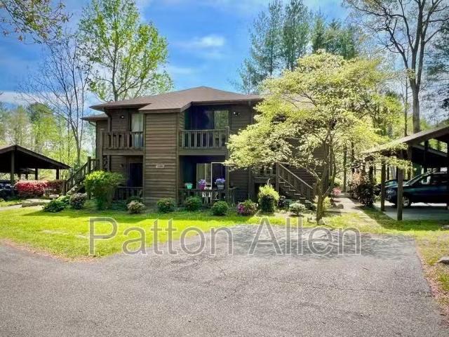 Condo for rent in Hendersonville