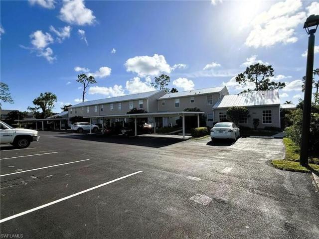 Townhouse for sale in Fort Myers