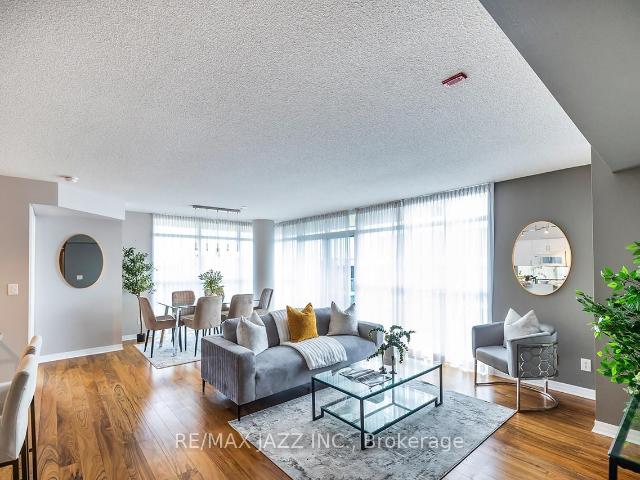 Condo for sale in Toronto, Golden Horseshoe