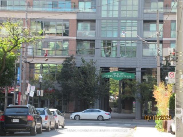 Condo for sale in Davenport, Toronto