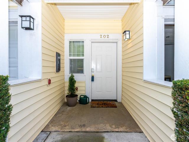 Condo for sale in Canyon Ridge, Bothell