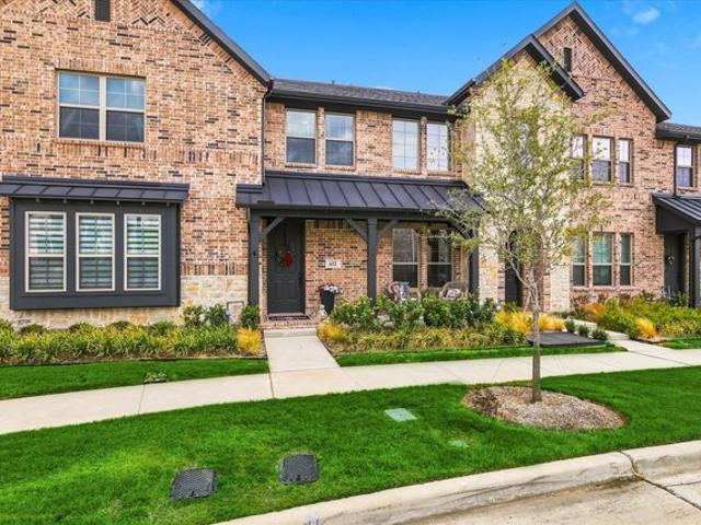 Townhouse for sale in Denton, Texas