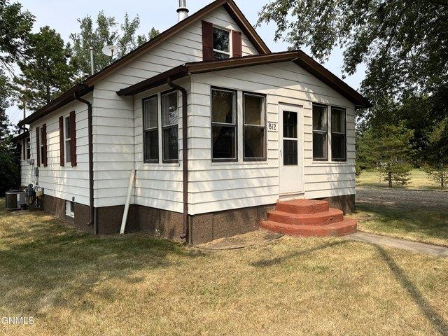 House for sale in Wilton, North Dakota