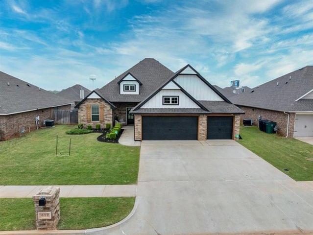 House for sale in Yukon, Oklahoma