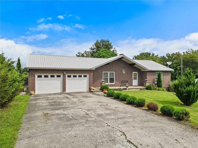 House for sale in Ray, Missouri