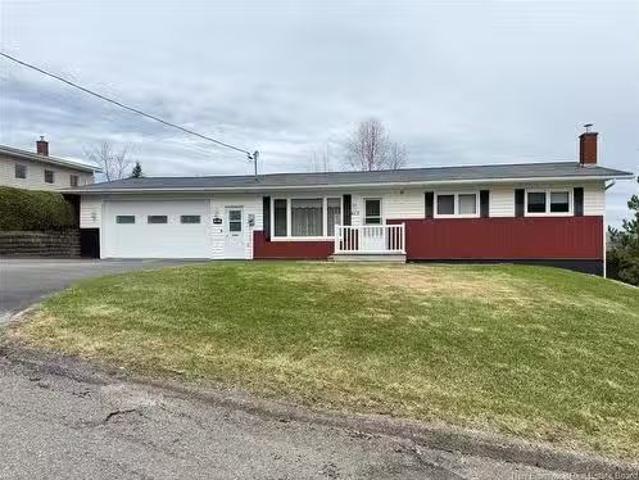 House for sale in Grand-Sault/Grand Falls, Municipalité régionale de Grand-Sault
