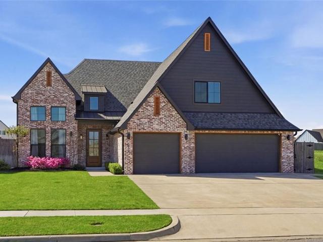 House for sale in Jenks, Oklahoma