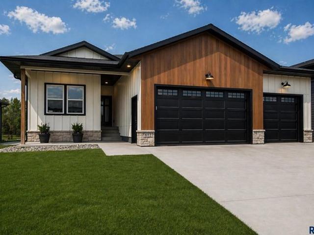 House for sale in Brandon, South Dakota