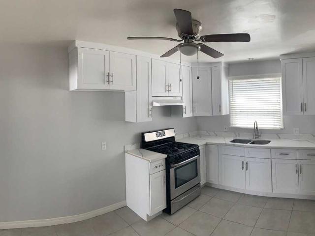 Apartment for rent in Inglewood, California
