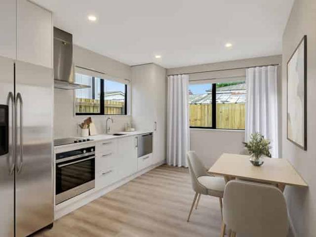 House for rent in Edgeware, Canterbury