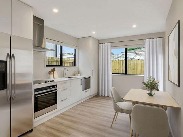 House for rent in Edgeware, Canterbury