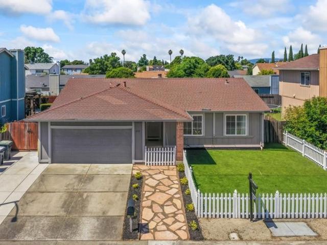 House for sale in Solano, California