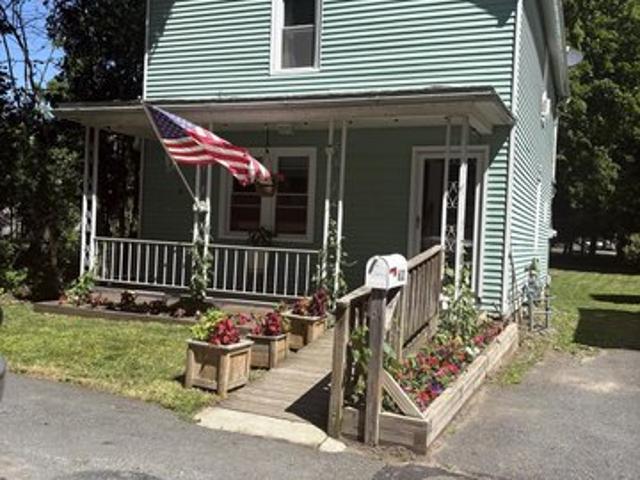 House for sale in Hawley, Pennsylvania