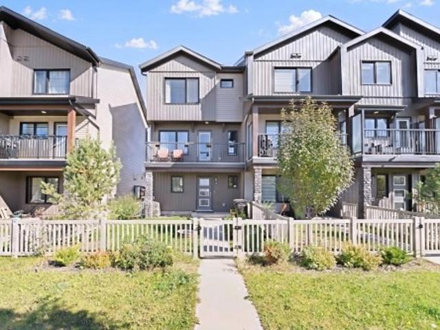 House for sale in Wedgewood, Alberta