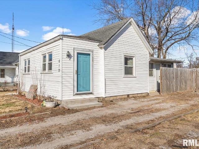 House for sale in Divernon, Illinois