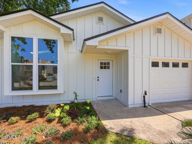House for sale in Jacksonville Beach, Florida