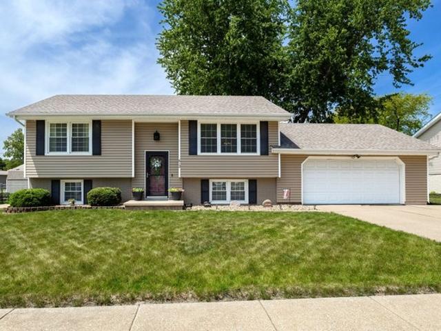 House for sale in Eldridge, Iowa