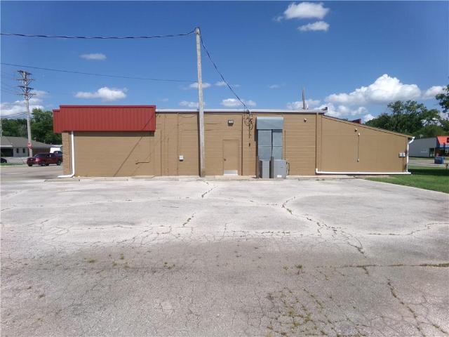 Commercial for sale in Iola
