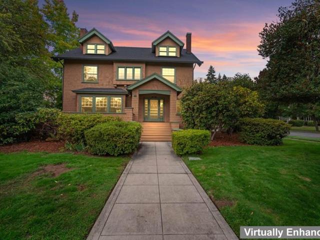 House for sale in Oregonia