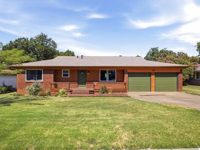 House for sale in Euless, Texas