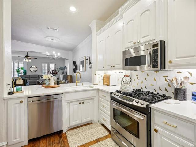 Townhouse for sale in Irving, Texas
