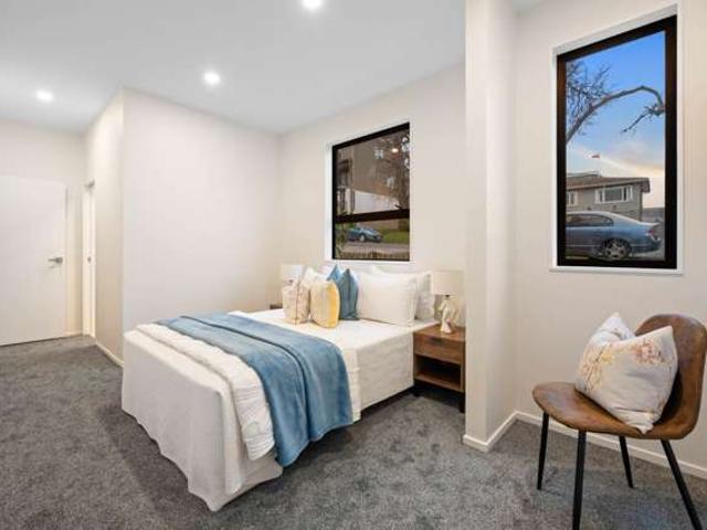 Townhouse for sale in Mount Wellington