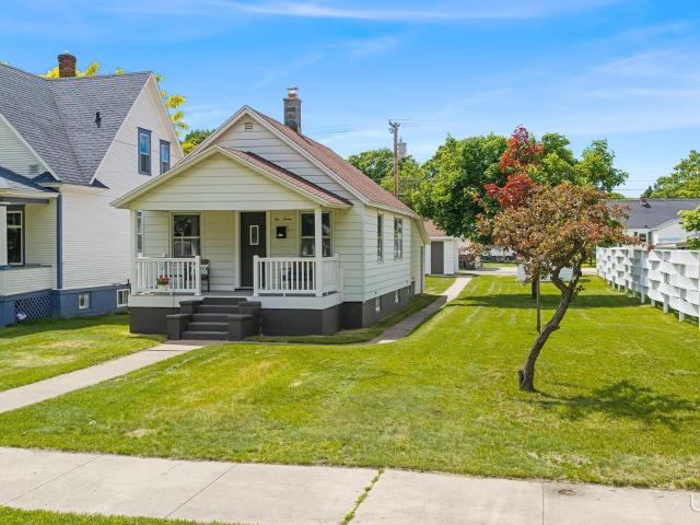 House for sale in Escanaba, Michigan