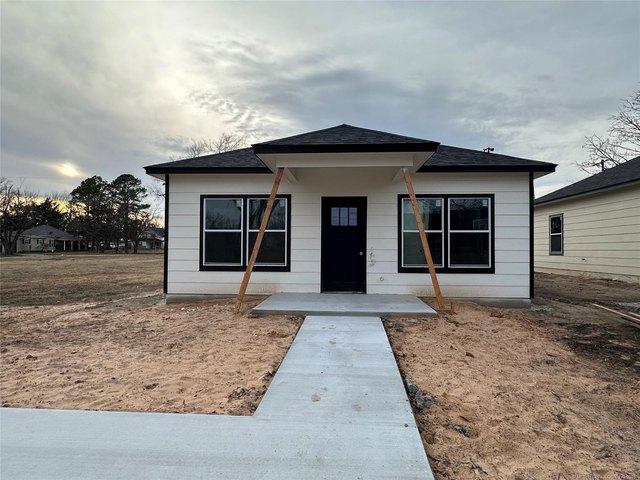 House for sale in Morris, Oklahoma