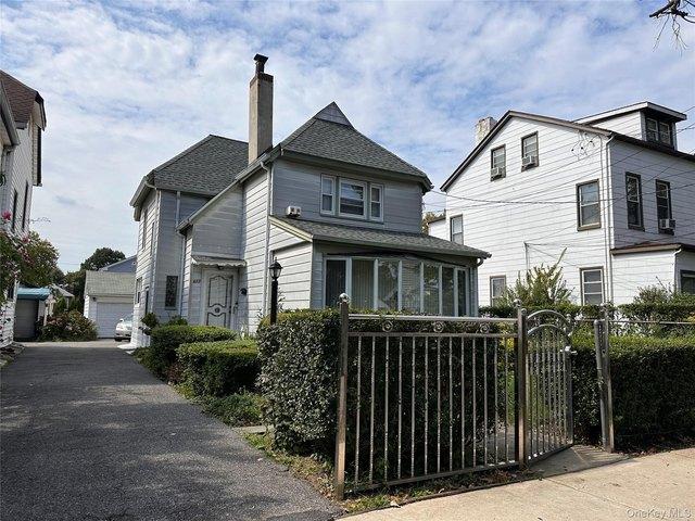 House for sale in City of Mount Vernon, Westchester County