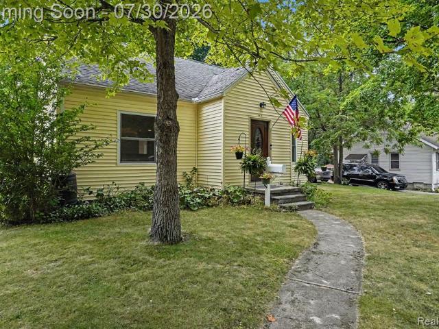House for sale in Fenton, Genesee County