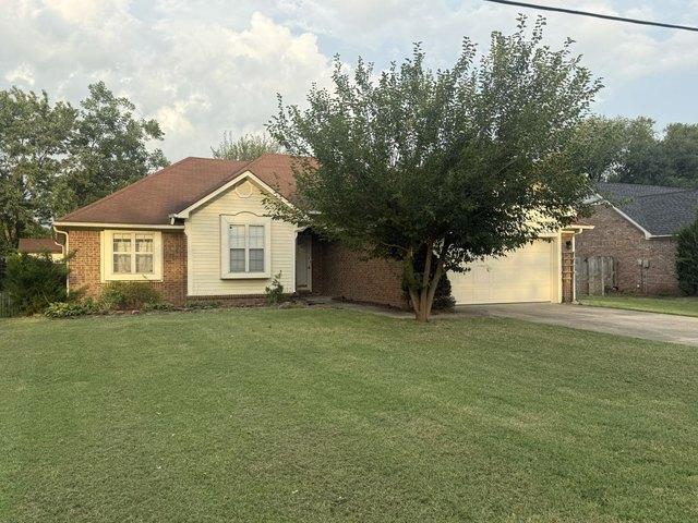 House for sale in Kennett, Missouri