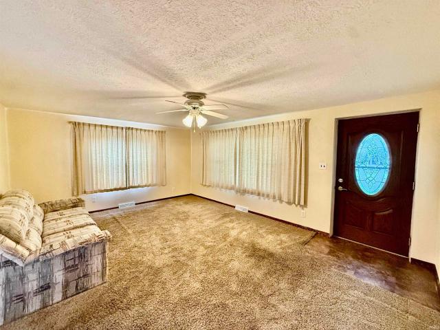 House for sale in Winamac, Pulaski County