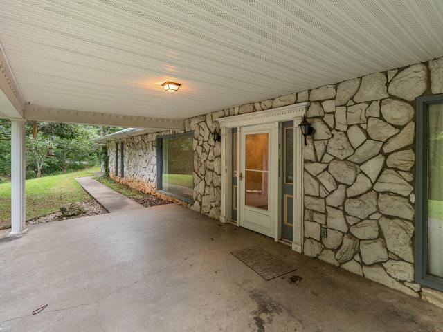 House for sale in Highlandville, Missouri